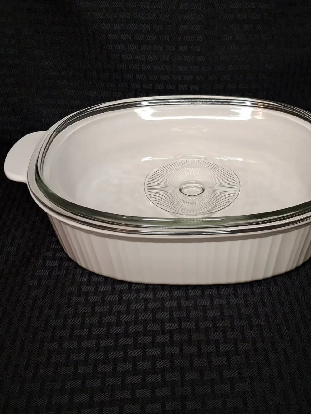 Corning Ware F-14-B French White 4 Liter Oval Casserole Dish